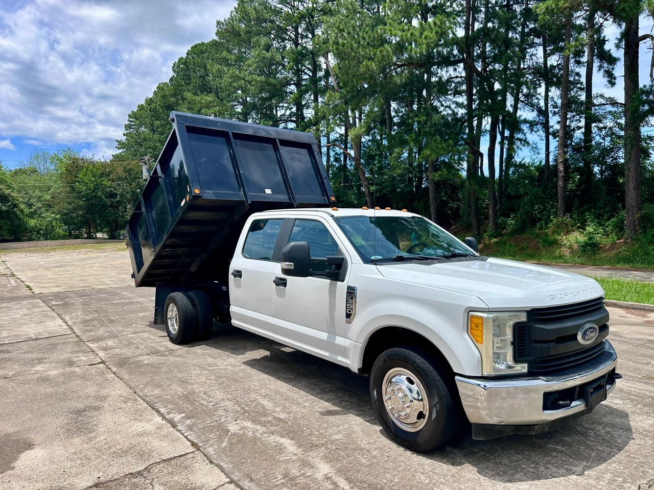 ford f-350 super duty chassis cab 2017 1FD8W3G62HEB62641 image ford f-350 super duty chassis cab 2017 1FD8W3G62HEB62641 image